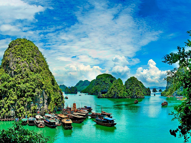 Ha Long Bay, Hanoi pho among can’t-miss things in Asia ảnh 1 Ha Long Bay, Hanoi pho among can’t-miss things in Asia ảnh 1