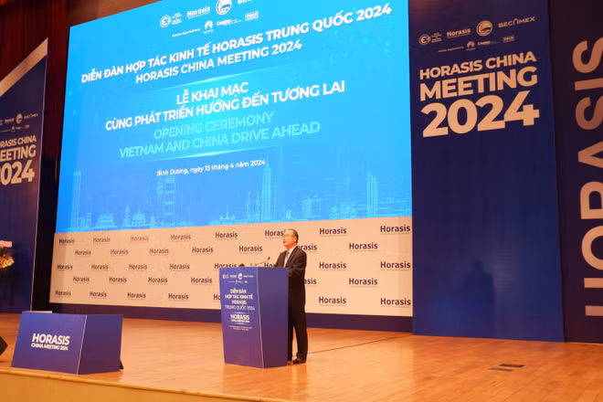 Sunwah Group signs strategic partnership with Binh Duong, emphasising strategic cooperation ảnh 1