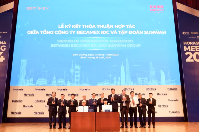 Sunwah Group signs strategic partnership with Binh Duong, emphasising strategic cooperation ảnh 6