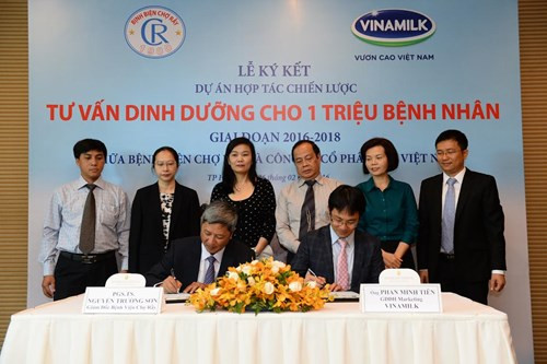 Hospital, dairy maker join hands in nutrition programme ảnh 1