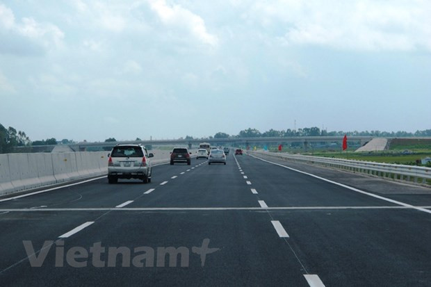 Vietnam to call on big groups to invest in transportation ảnh 2 Vietnam to call on big groups to invest in transportation ảnh 2