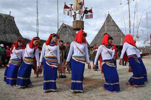 Festival promotes cultural values of ethnic groups in Quang Ngai ảnh 1
