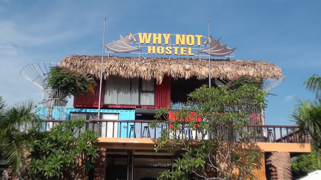 Colourful container hostel in Quang Binh attracts visitors ảnh 1 Colourful container hostel in Quang Binh attracts visitors ảnh 1