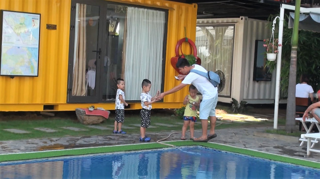 Colourful container hostel in Quang Binh attracts visitors ảnh 3 Colourful container hostel in Quang Binh attracts visitors ảnh 3