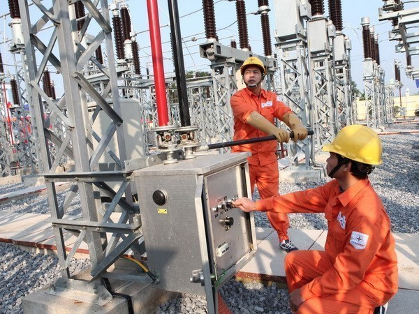 EVN provides electricity for Truong Sa archipelago ảnh 1