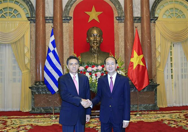 President Tran Dai Quang welcomes newly-accredited ambassadors ảnh 3