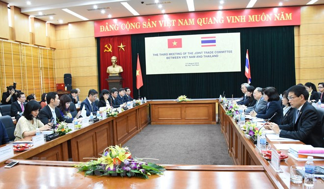 Vietnam, Thailand agree on measures to boost bilateral trade ảnh 1 Vietnam, Thailand agree on measures to boost bilateral trade ảnh 1
