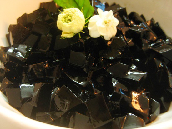 Cao Bang Grass Jelly: A summertime treat ảnh 2 Cao Bang Grass Jelly: A summertime treat ảnh 2