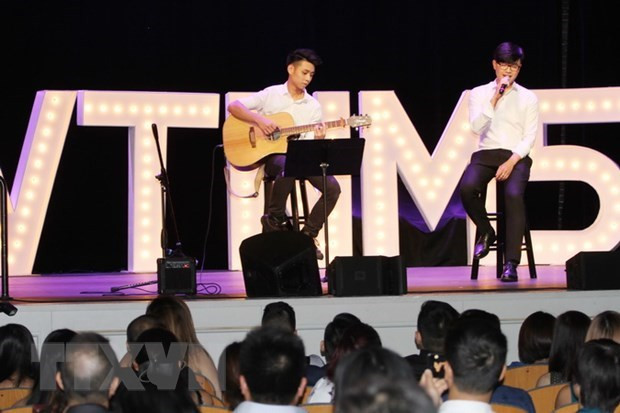 Association brings together Vietnamese youths, intellectuals in US ảnh 1