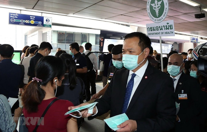 Thailand plans visa-free entry for Chinese visitors to revive tourism ảnh 1