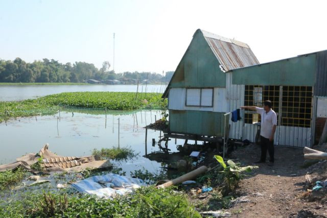 Long An to spend more on erosion-prevention works along rivers ảnh 1