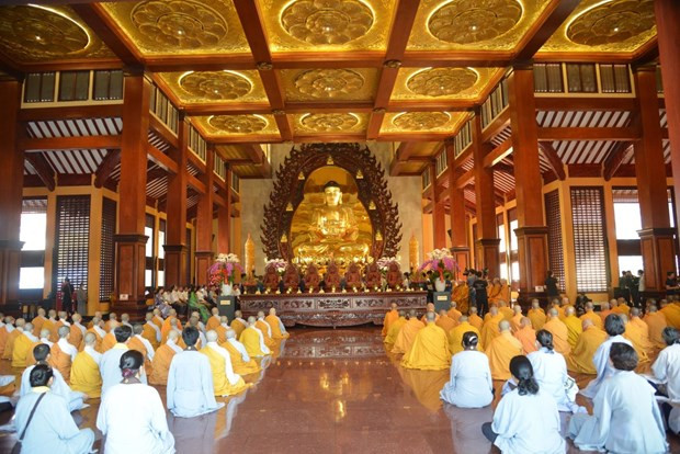 HCM City holds requiem for COVID-19 dead ảnh 1