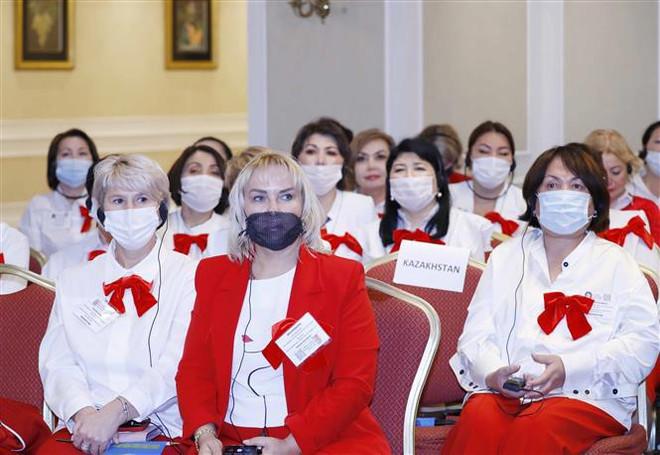 Women should be at centre of every recovery, development effort: Vice President ảnh 2 Women should be at centre of every recovery, development effort: Vice President ảnh 2