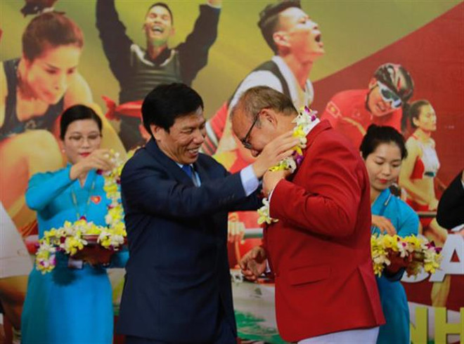 ASIAD 2018: Vietnamese delegation receive warm welcome at home ảnh 1 ASIAD 2018: Vietnamese delegation receive warm welcome at home ảnh 1