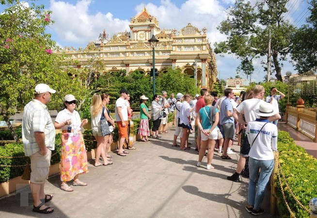 Vietnam, Japan join hands to tap tourism potential ảnh 1