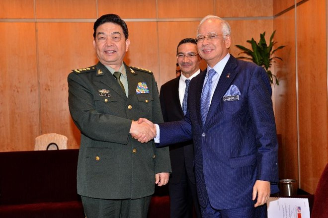 Malaysia, China boost defence cooperation ảnh 1