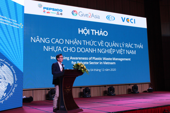 Workshop seeks way to raise SMEs’ awareness in plastic waste management ảnh 1 Workshop seeks way to raise SMEs’ awareness in plastic waste management ảnh 1