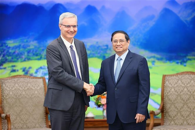 Vietnam always considers France a priority partner: PM ảnh 1