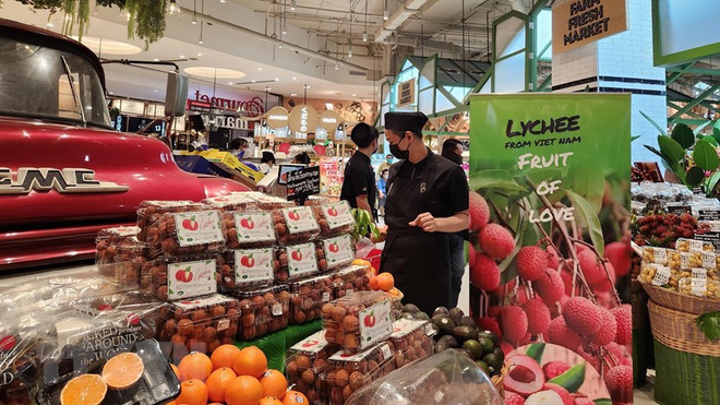 Bac Giang lychees enter Thailand’s major shopping malls ảnh 1