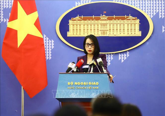 Vietnam persistently follows “One China” policy: Spokeswoman ảnh 1