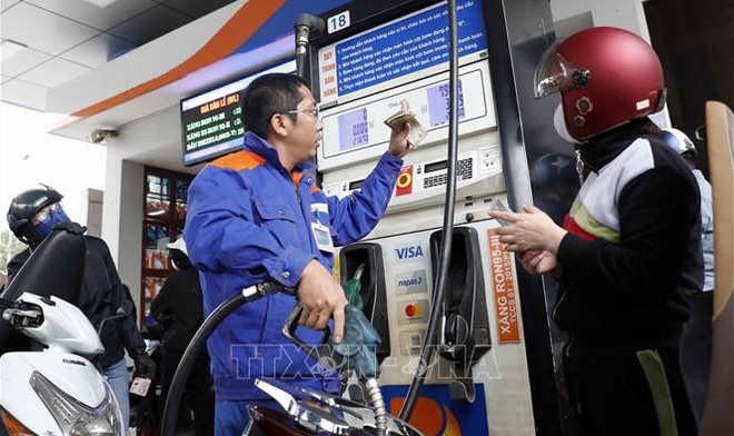 Petrol prices up in latest adjustment ảnh 1