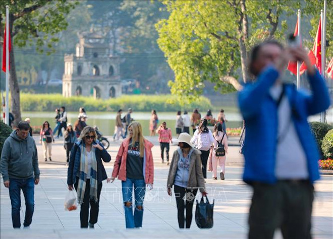 Hanoi unveils plan to attract foreign tourists this year ảnh 1