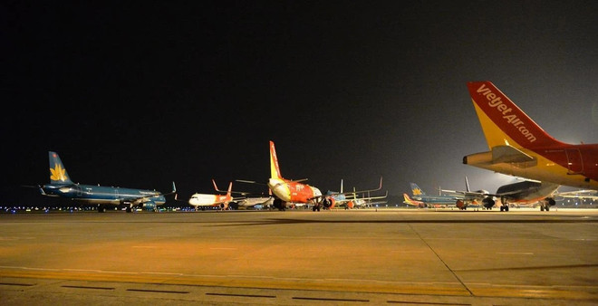 Nearly 2,000 night flights to be operated during Lunar New Year holiday ảnh 1