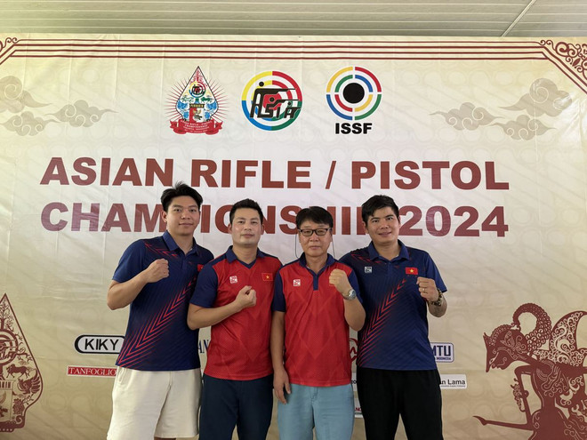Vietnamese shooters bag silver at Asian Rifle/Pistol Championship 2024 ảnh 1