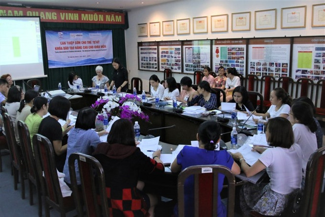 Training given for early intervention for autistic children ảnh 1