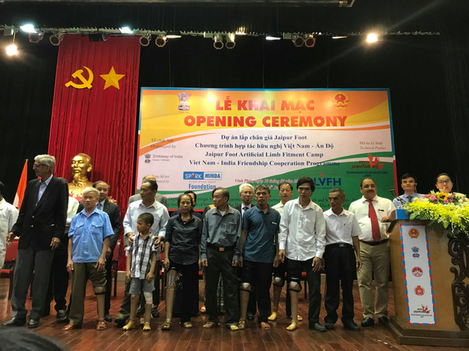 India provides free artificial limbs for Vietnamese with disabilities ảnh 1 India provides free artificial limbs for Vietnamese with disabilities ảnh 1