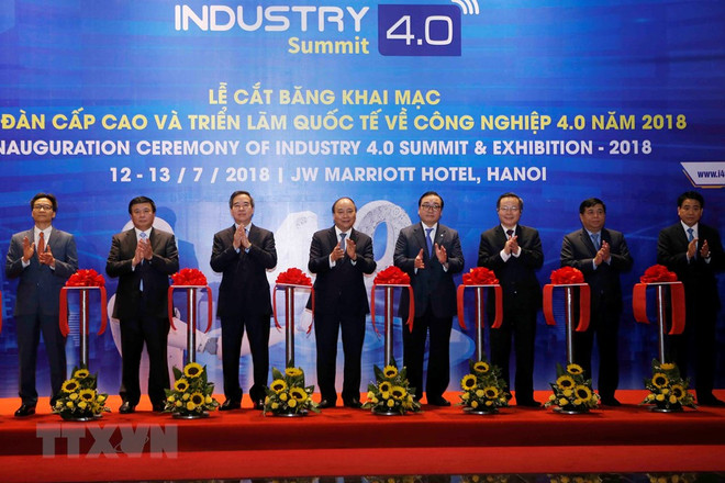 PM attends Industry 4.0 Summit and Expo 2018 ảnh 1 PM attends Industry 4.0 Summit and Expo 2018 ảnh 1