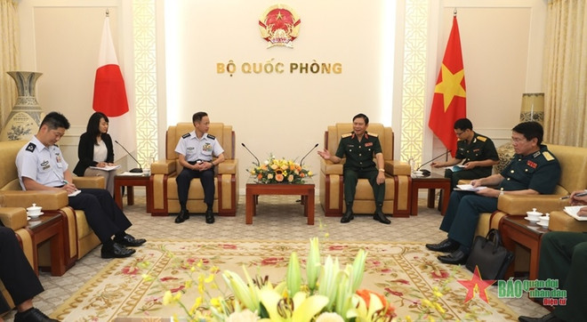 Vietnam, Japan seek stronger ties in air defence ảnh 1