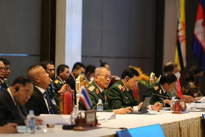 ASEAN defence ministers’ meeting opens in Cambodia ảnh 2