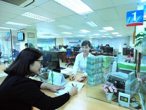 Central bank stands ready to pump more foreign currencies to market: official ảnh 1 Central bank stands ready to pump more foreign currencies to market: official ảnh 1