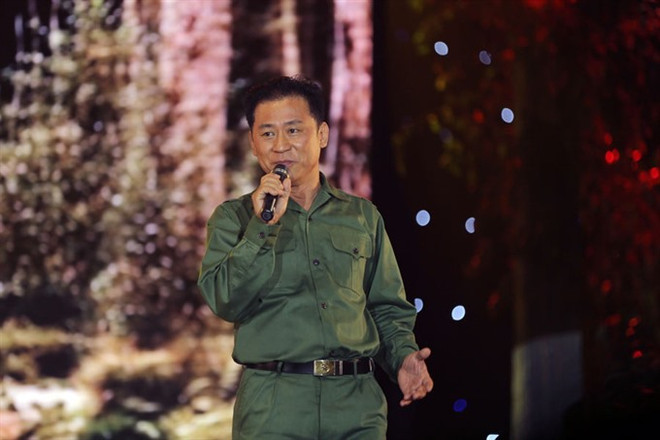Classical music concert welcomes Christmas ảnh 1