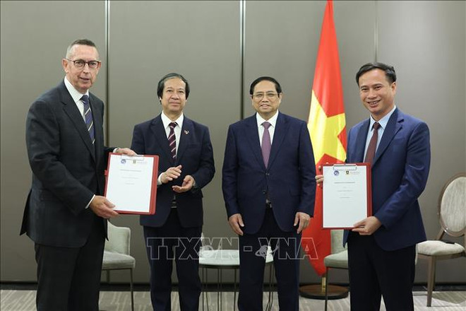 PM meets Vietnamese scientists, NZ business circle in New Zealand ảnh 2 PM meets Vietnamese scientists, NZ business circle in New Zealand ảnh 2