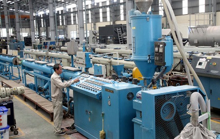 Low input prices encourage local companies ảnh 1