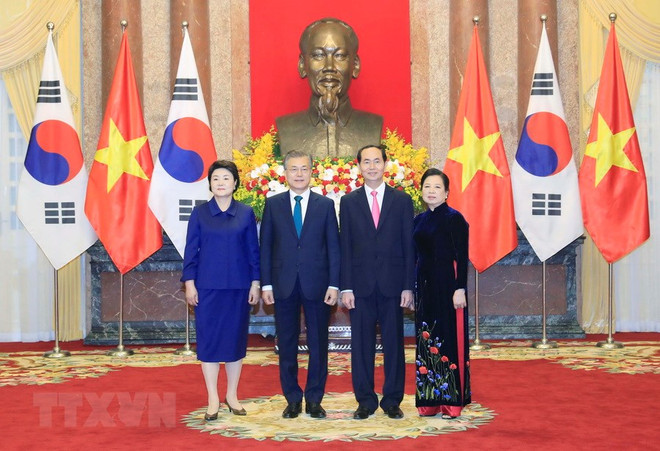 RoK President Moon Jae-in wraps up State visit to Vietnam ảnh 1 RoK President Moon Jae-in wraps up State visit to Vietnam ảnh 1