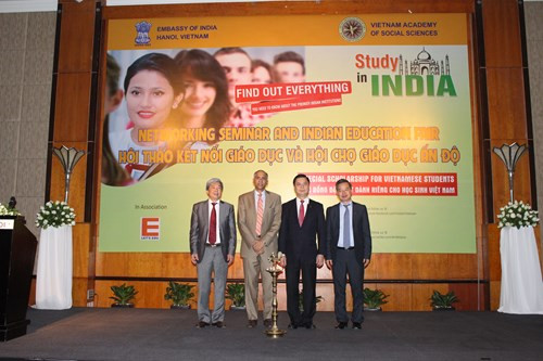 Educational cooperation helps promote Vietnam-India ties: workshop ảnh 1