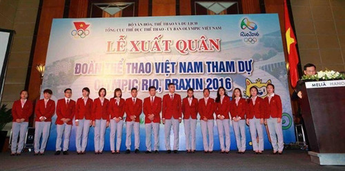 First Vietnamese athletes depart for Olympics ảnh 1