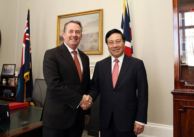 Deputy Prime Minister Pham Binh Minh visits UK ảnh 1 Deputy Prime Minister Pham Binh Minh visits UK ảnh 1