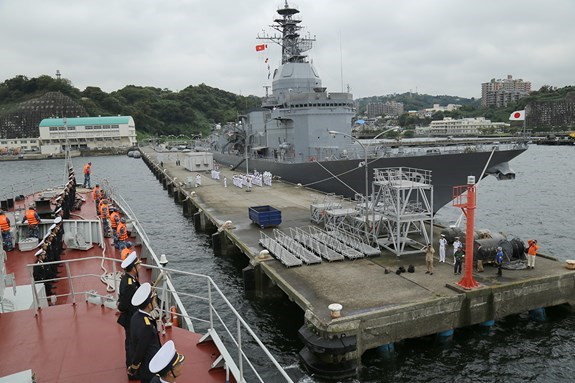 Vietnamese ship 015-Tran Hung Dao visits Japan’s Sakai Port ảnh 1 Vietnamese ship 015-Tran Hung Dao visits Japan’s Sakai Port ảnh 1