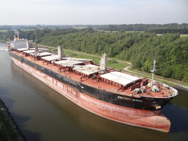 Vinalines sets financial priorities ảnh 1