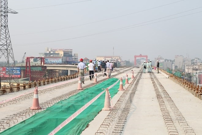 Gov’t urges early completion of Hanoi rail projects ảnh 1