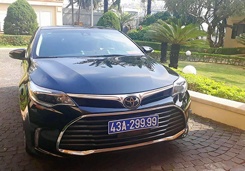Da Nang returns luxury gift car ảnh 1 Da Nang returns luxury gift car ảnh 1