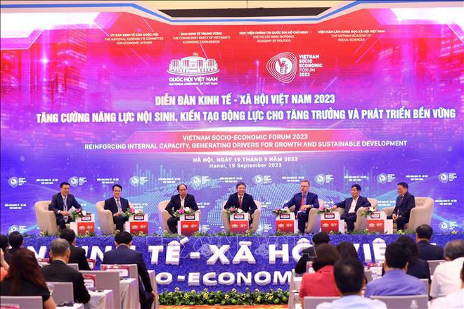 Vietnam Socio-Economic Forum 2023 wraps up ảnh 3 Vietnam Socio-Economic Forum 2023 wraps up ảnh 3