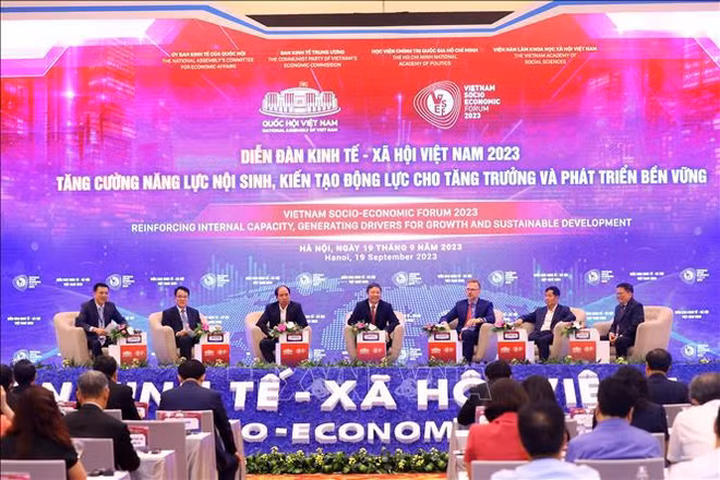 Vietnam Socio-Economic Forum 2023 wraps up ảnh 3