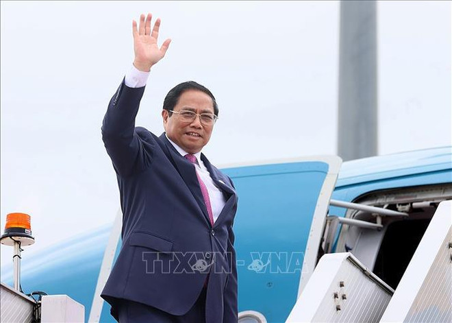 Prime Minister returns to Hanoi after attending CAEXPO, CABIS in China ảnh 3 Prime Minister returns to Hanoi after attending CAEXPO, CABIS in China ảnh 3