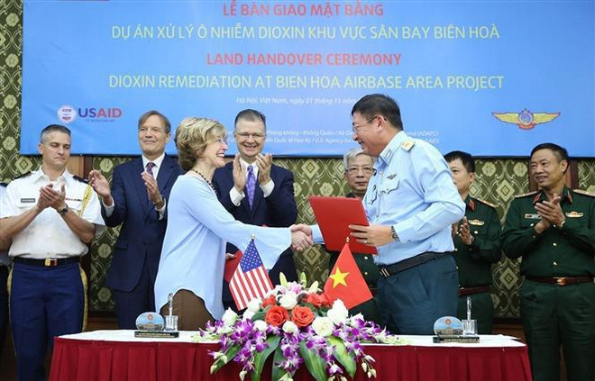 Vietnam, US issue Joint Leaders’ Statement ảnh 6