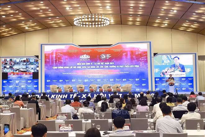 Vietnam Socio-Economic Forum 2023 wraps up ảnh 2